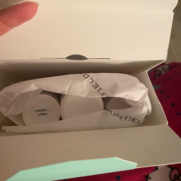 RODAN+FIELDS RECHARGE Regimen Set - Picture 3 of 4